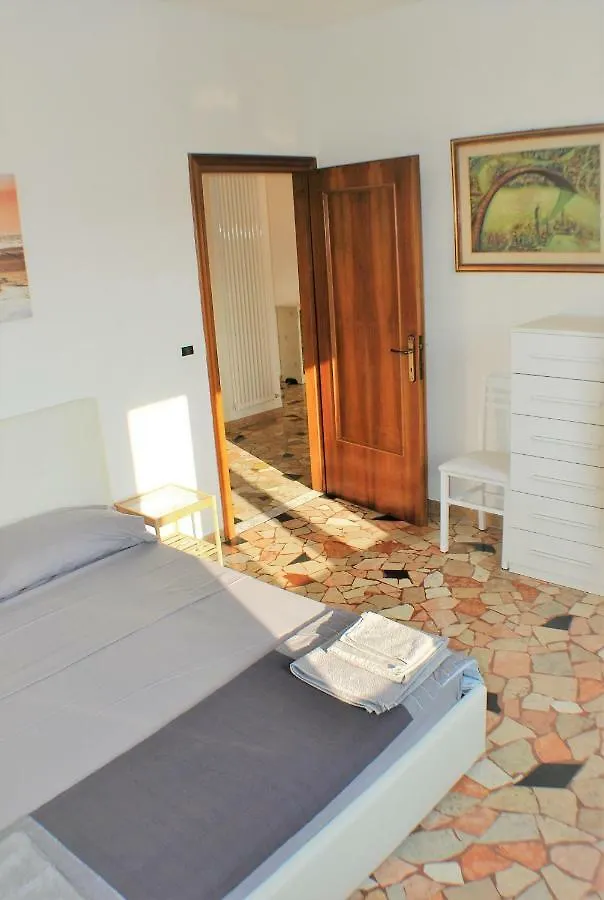 Casa Dona Apartment Mestre 0*,